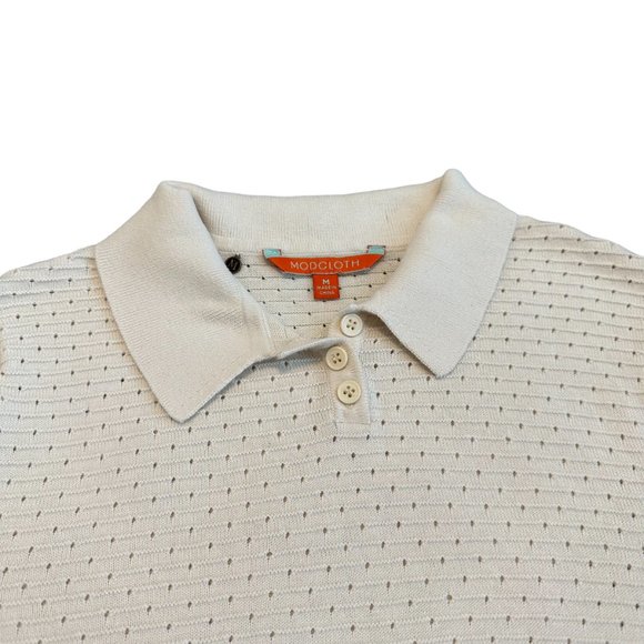 Modcloth Ivory Perforated Knit Polo Shirt Short Sleeve Size Medium Women's - Picture 2 of 10
